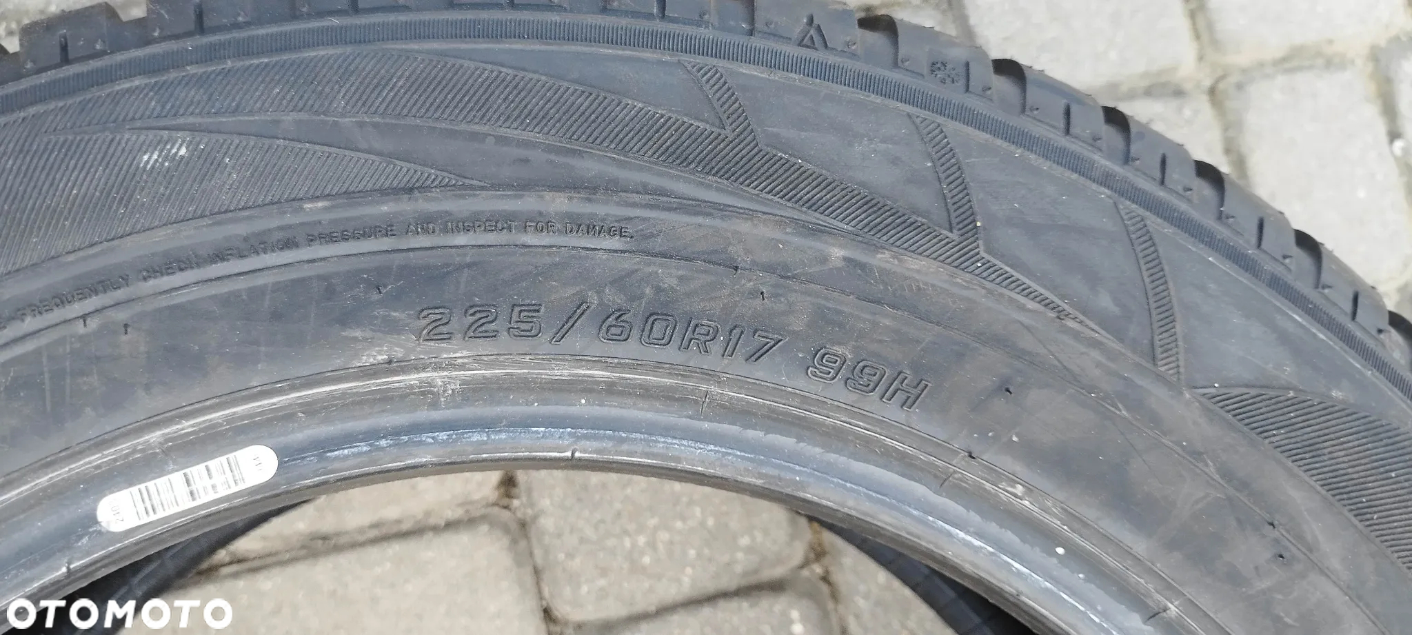 225/60/17 falken eurowinter hs449 - 3