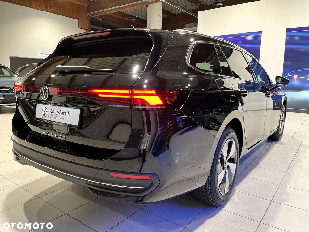 Volkswagen Passat Variant 2.0 TSI Business Plus DSG - 32