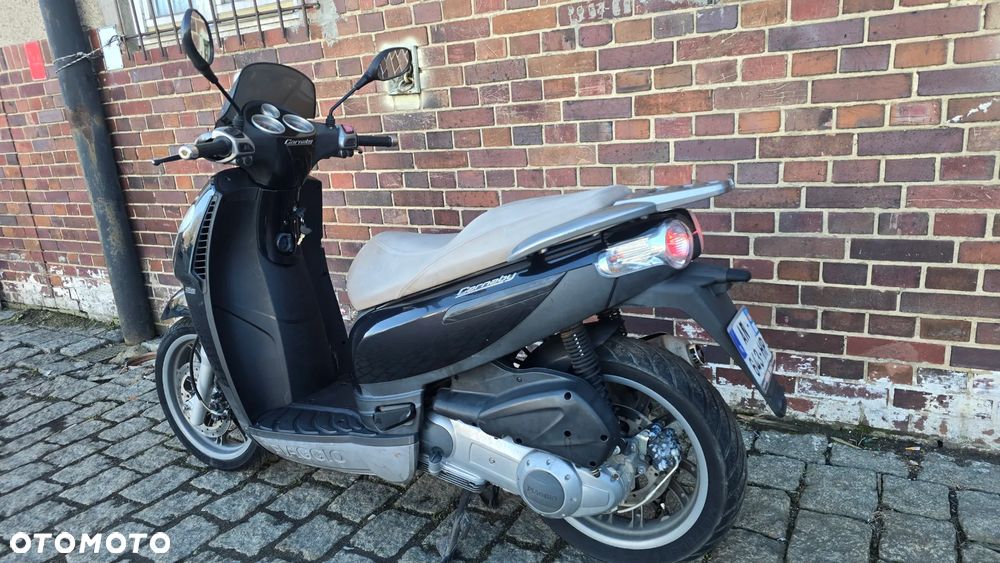 Piaggio Carnaby - 7