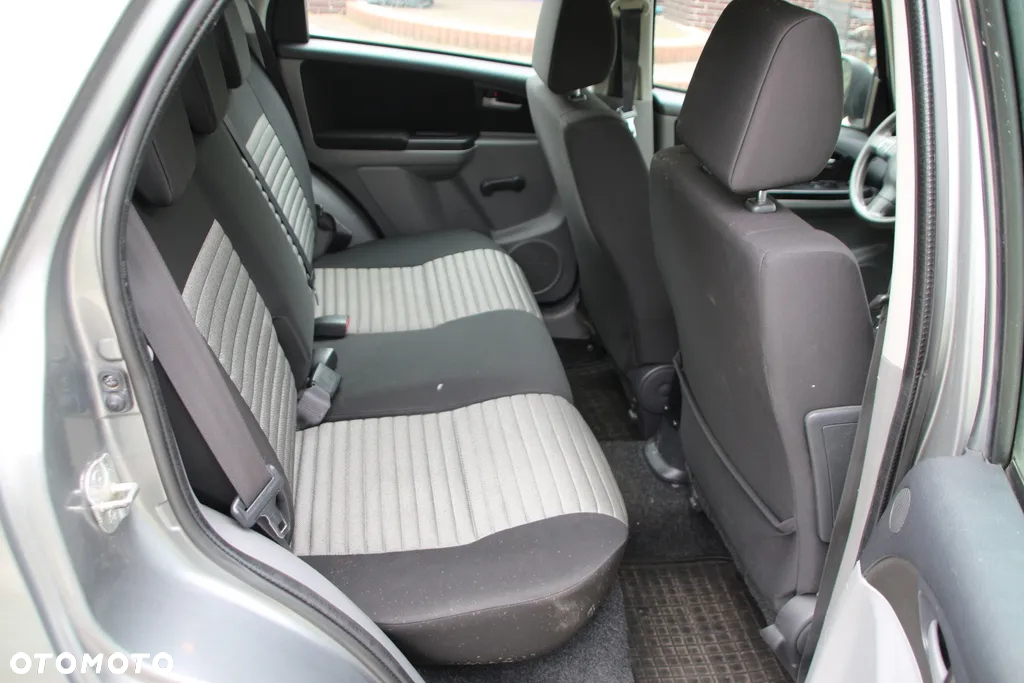 Suzuki SX4 2.0 DDiS 4x4 Style - 13