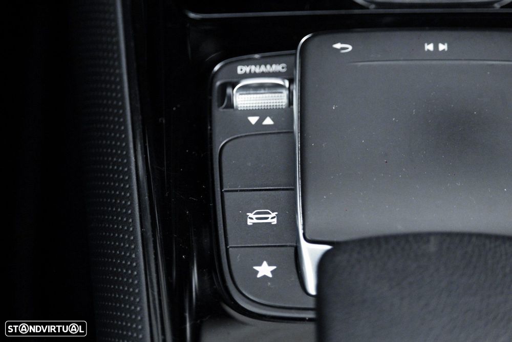 Mercedes-Benz GLB 200 d Progressive - 28