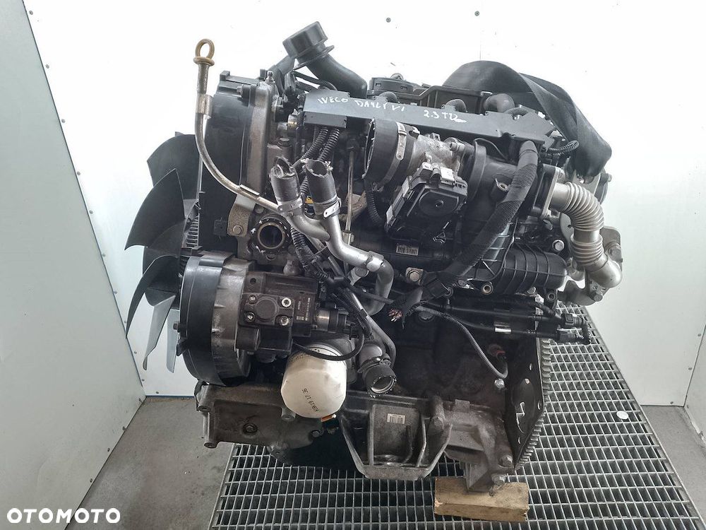SILNIK IVECO DAILY VI ( 14 - ) 1AFL411B 2.3 TD 126KM - 11