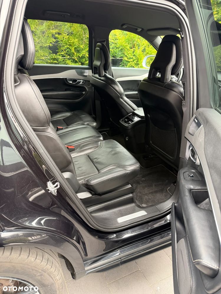 Volvo XC 90 D5 AWD R-Design 7os - 7