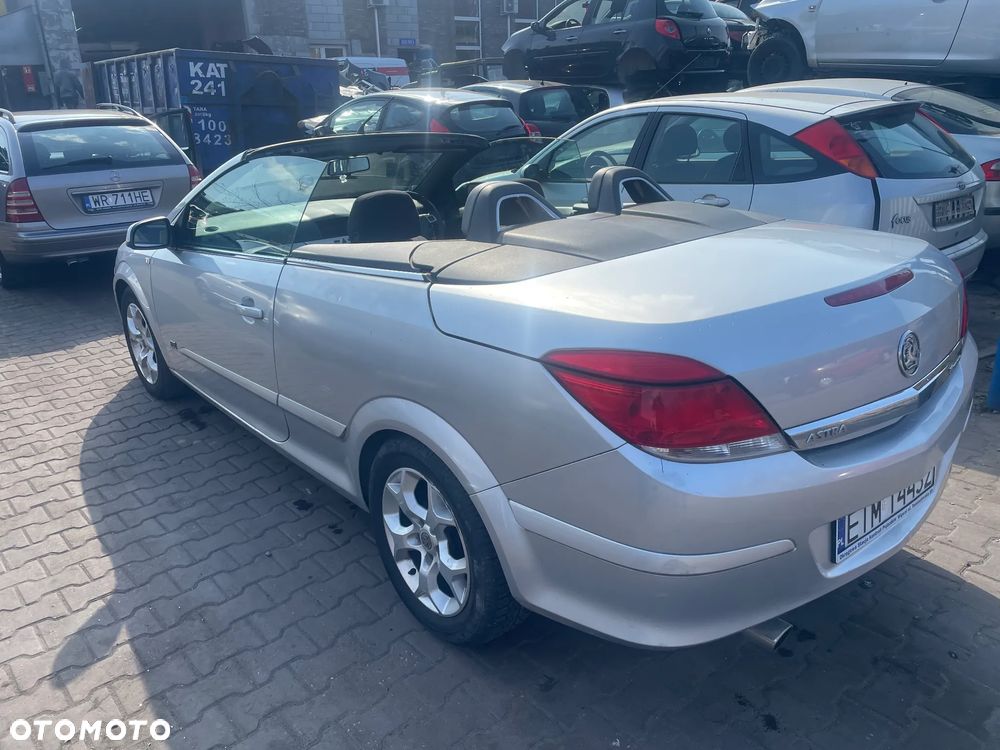 Vauxhall Astra - 7