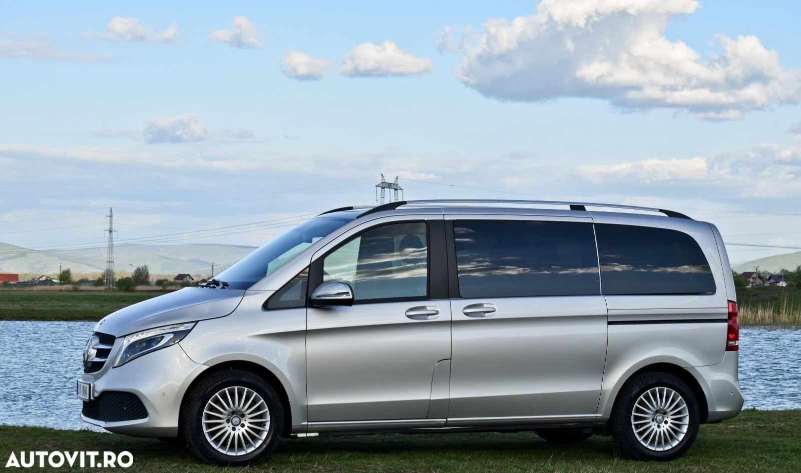 Mercedes-Benz V 300 d kompakt 4Matic 9G-TRONIC - 4