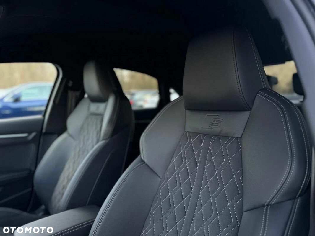 Audi S3 TFSI Quattro S tronic - 13