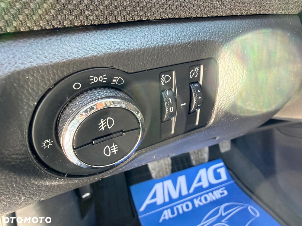 Chevrolet Cruze 1.6 LS - 19