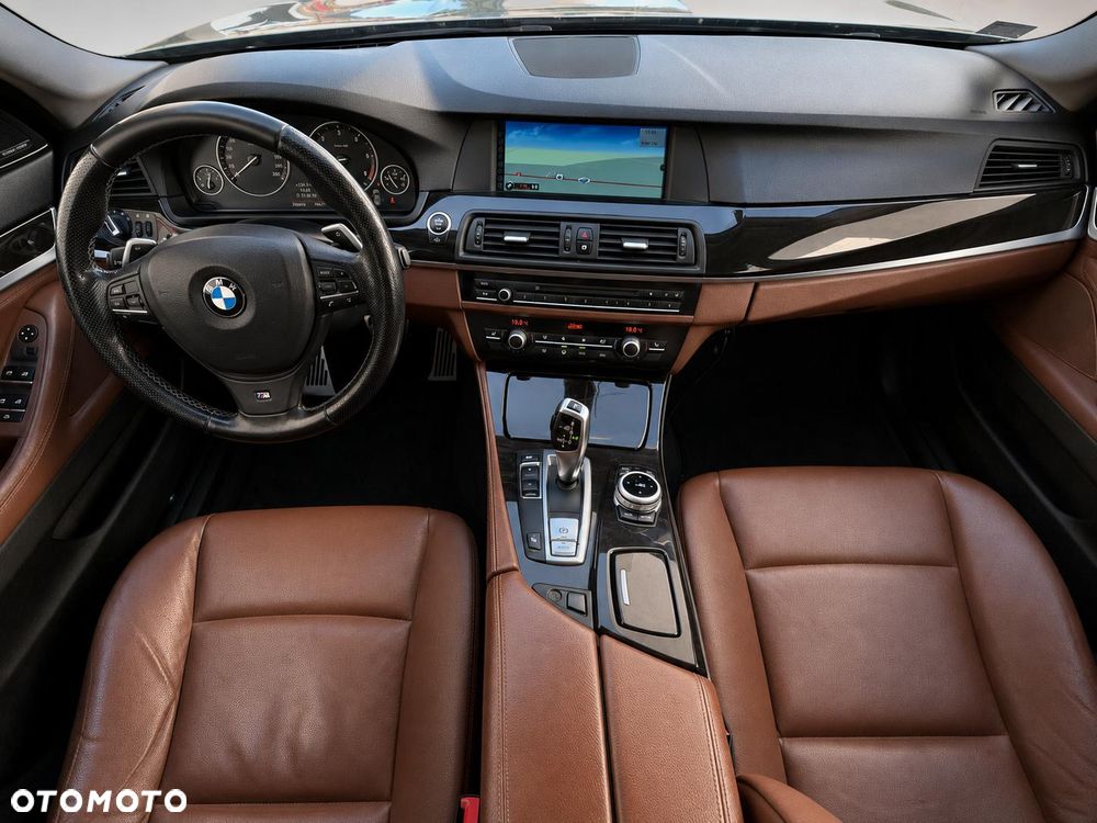 BMW Seria 5 520d Luxury Line - 13
