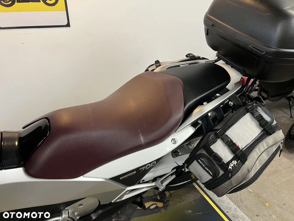 Honda NC - 27