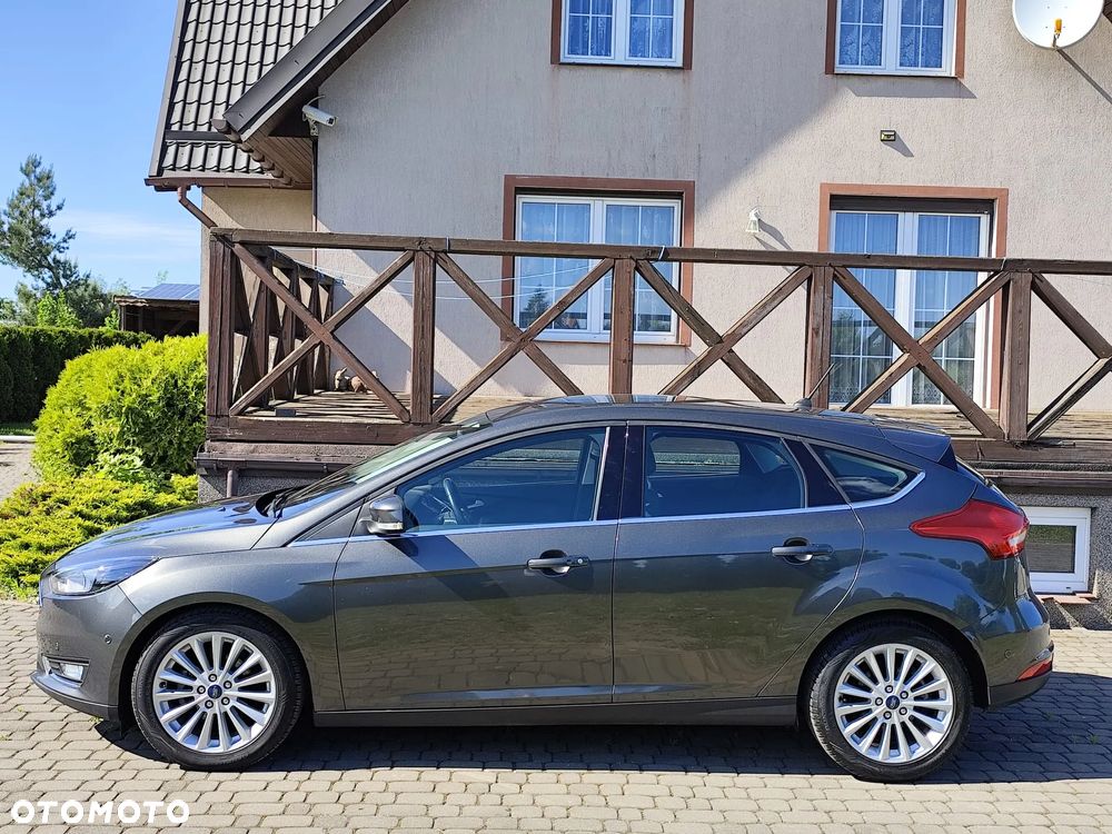Ford Focus 1.5 EcoBlue STart-Stopp-System TITANIUM - 6