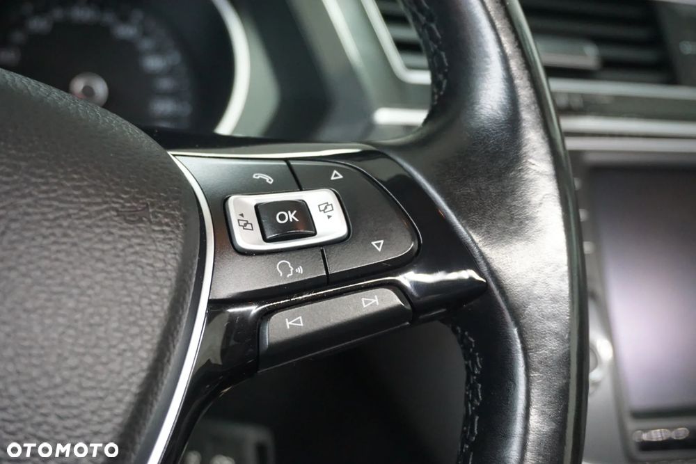 Volkswagen Tiguan 2.0 TDI BMT SCR 4Mot Comfortline DSG - 32