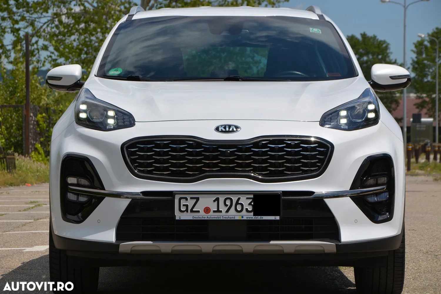 Kia Sportage 2.0 CRDI AWD Eco-Dynamics+ (48V M-H) Aut. GT LINE - 4