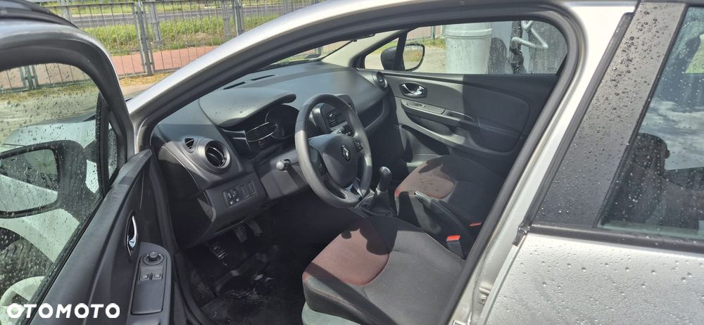 Renault Clio 1.2 16V Life - 8