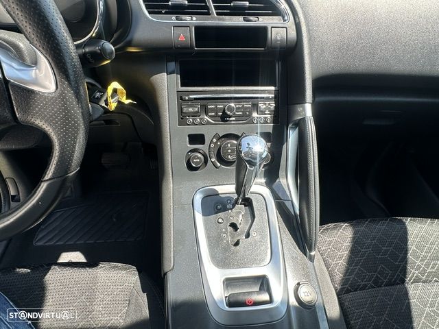 Peugeot 3008 1.6 BlueHDi Style EAT6 - 10