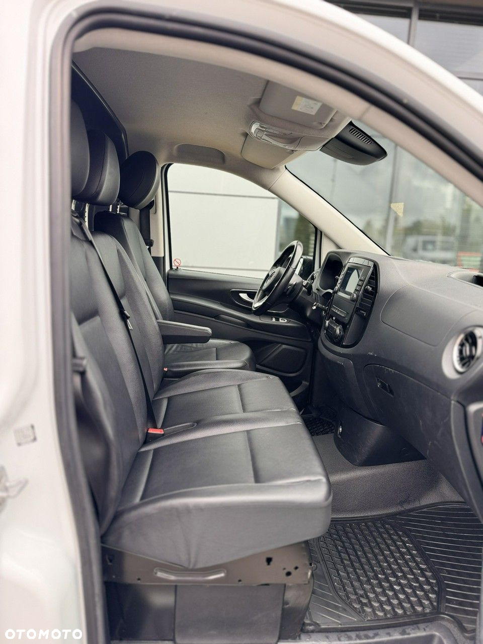Mercedes-Benz Vito - 15