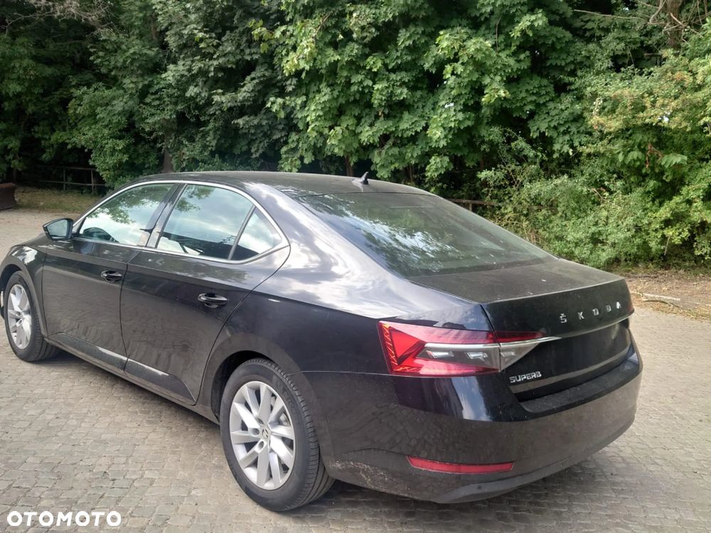 Skoda Superb 1.5 TSI Ambition - 4
