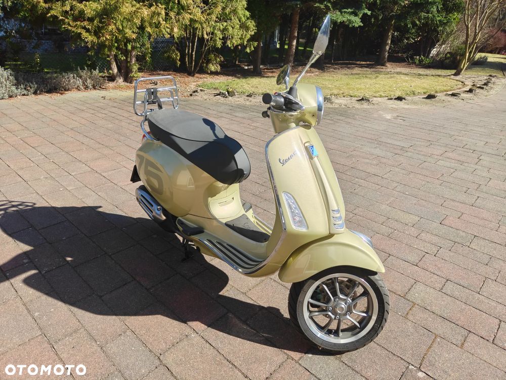 Vespa Primavera - 2