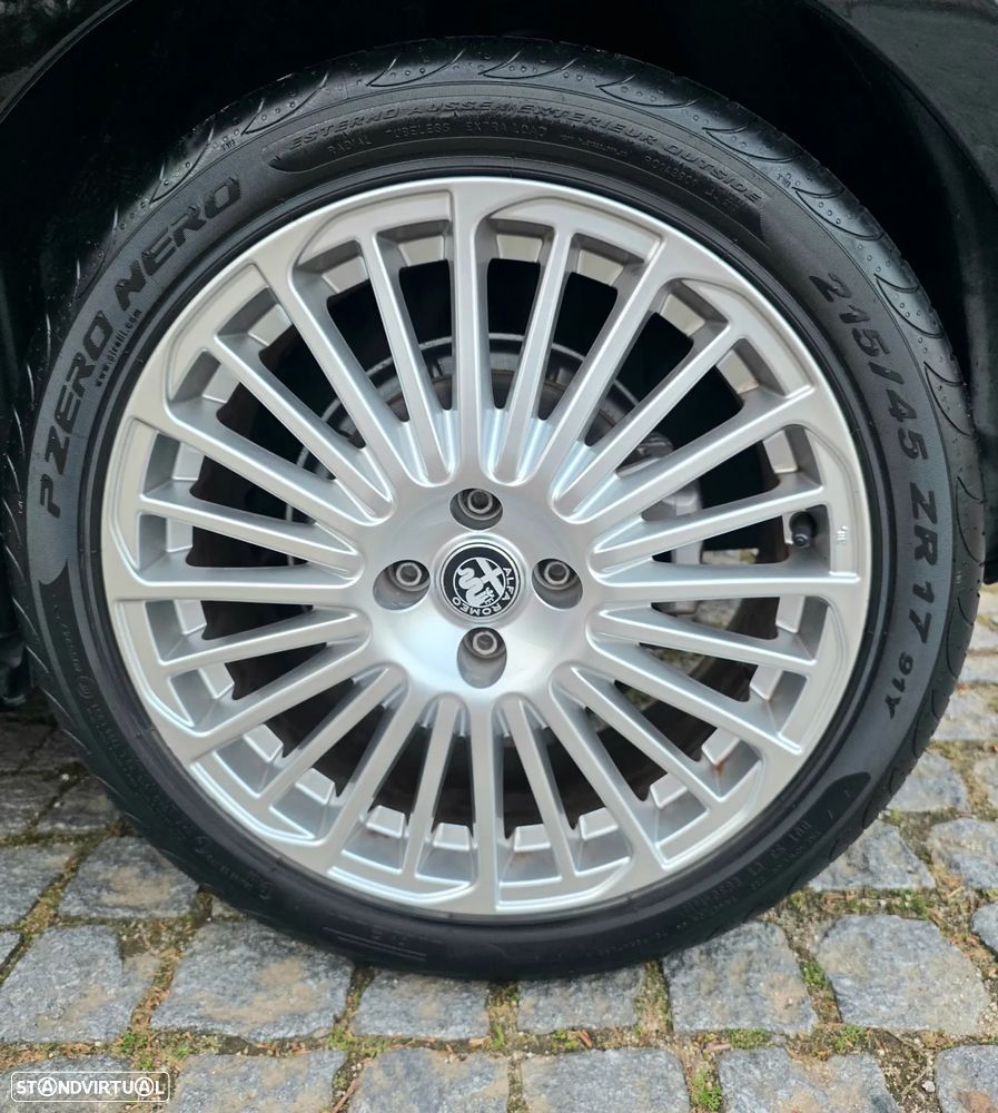 Alfa Romeo MiTo - 10