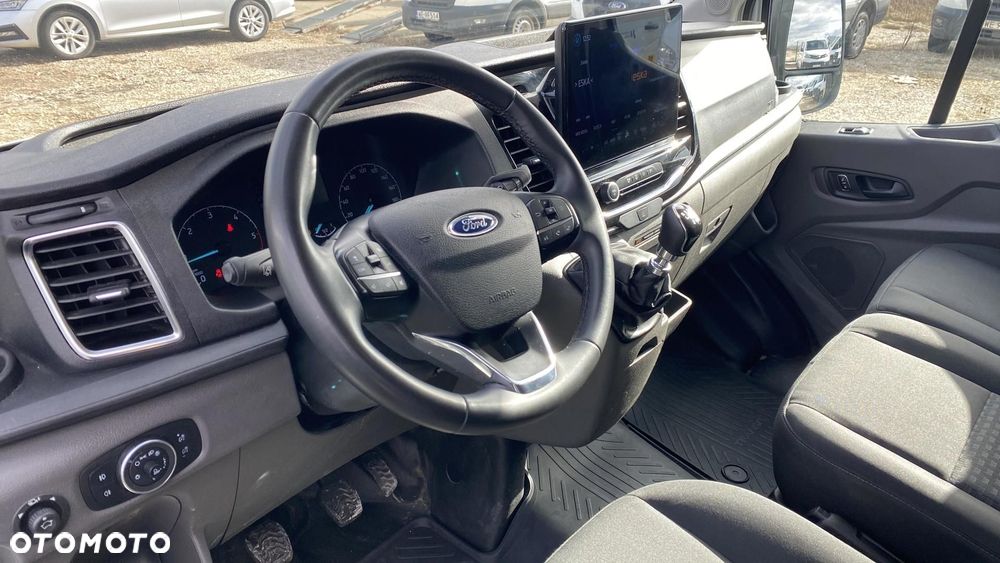 Ford Transit - 10
