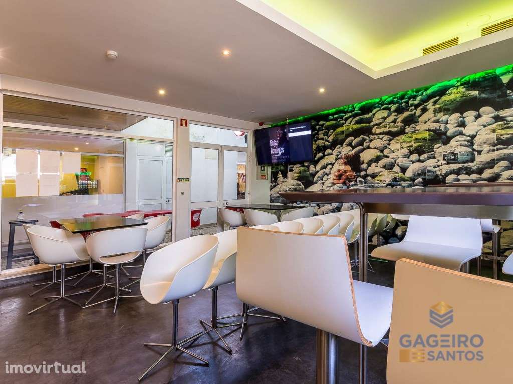 Café / Bar - São Martinho do Porto- Costa de Prata - Grande imagem: 2/12