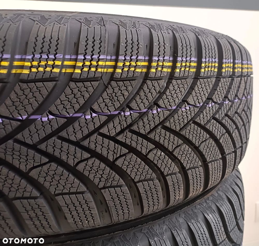 Kompletne Koła zimowe  Renault Symbioz 215/60R17 - 9