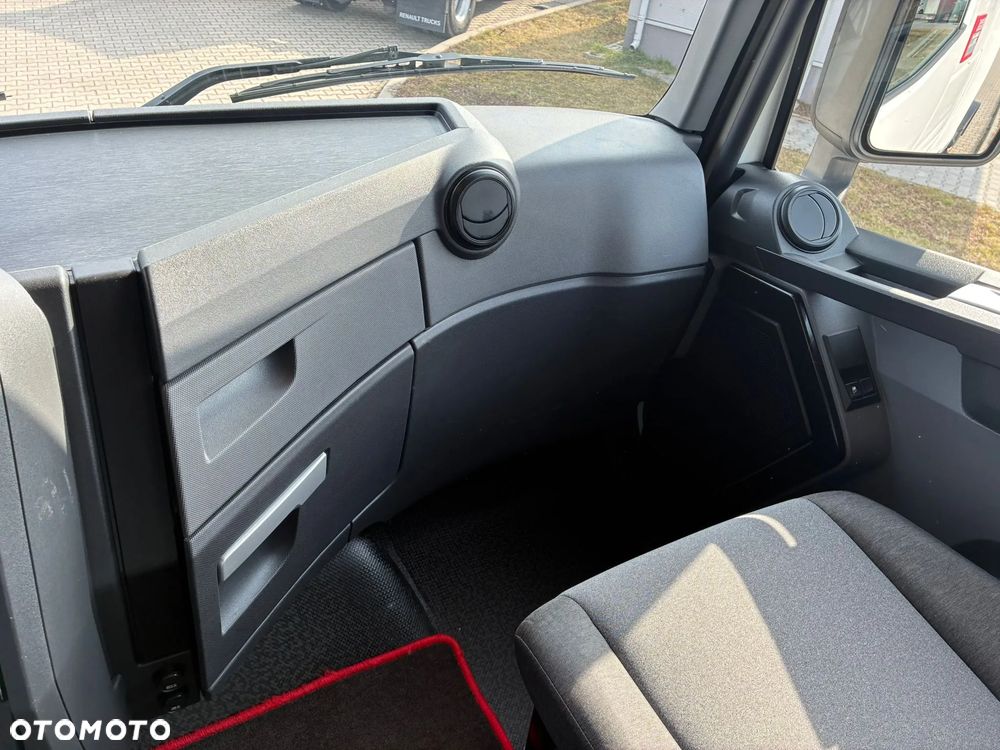 Renault T480 EVO High Sleeper Cab - 10