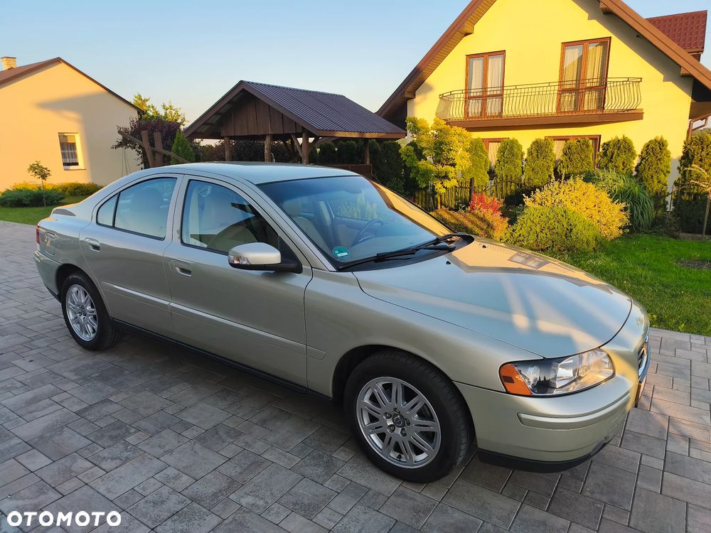 Volvo S60 2.4D Kinetic - 15