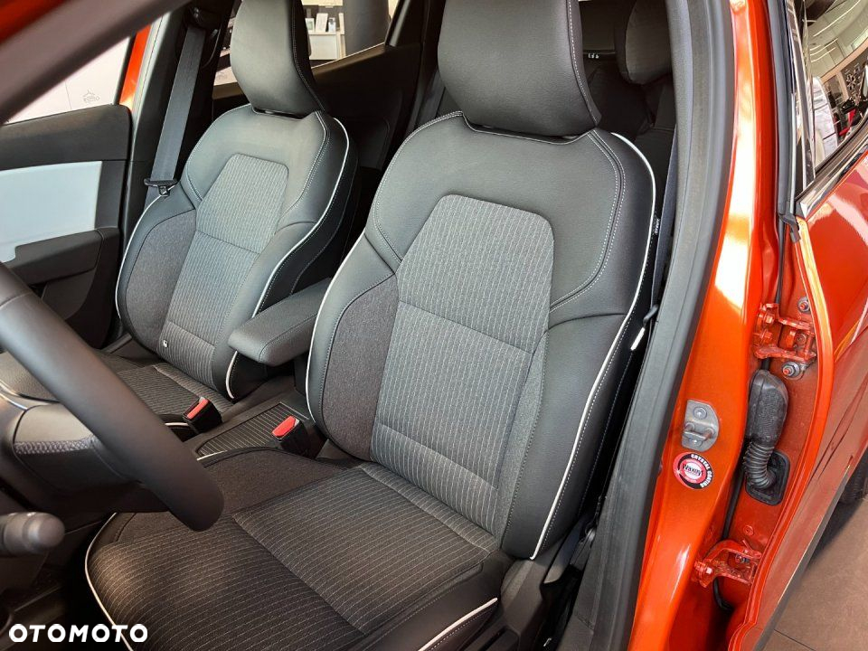 Renault Clio - 19