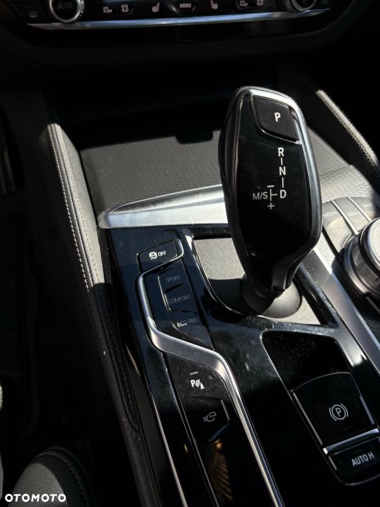 BMW Seria 5 - 13