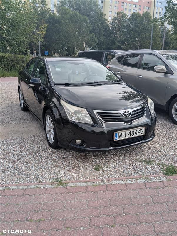 Toyota Avensis - 2