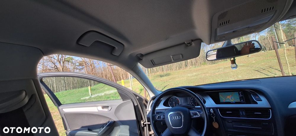 Audi A4 Avant - 12