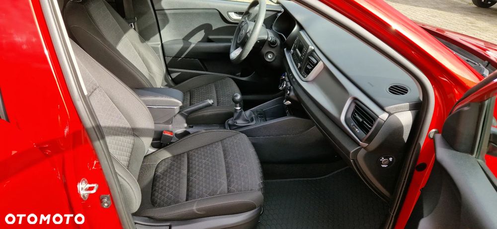 Kia Rio 1.2 M - 8