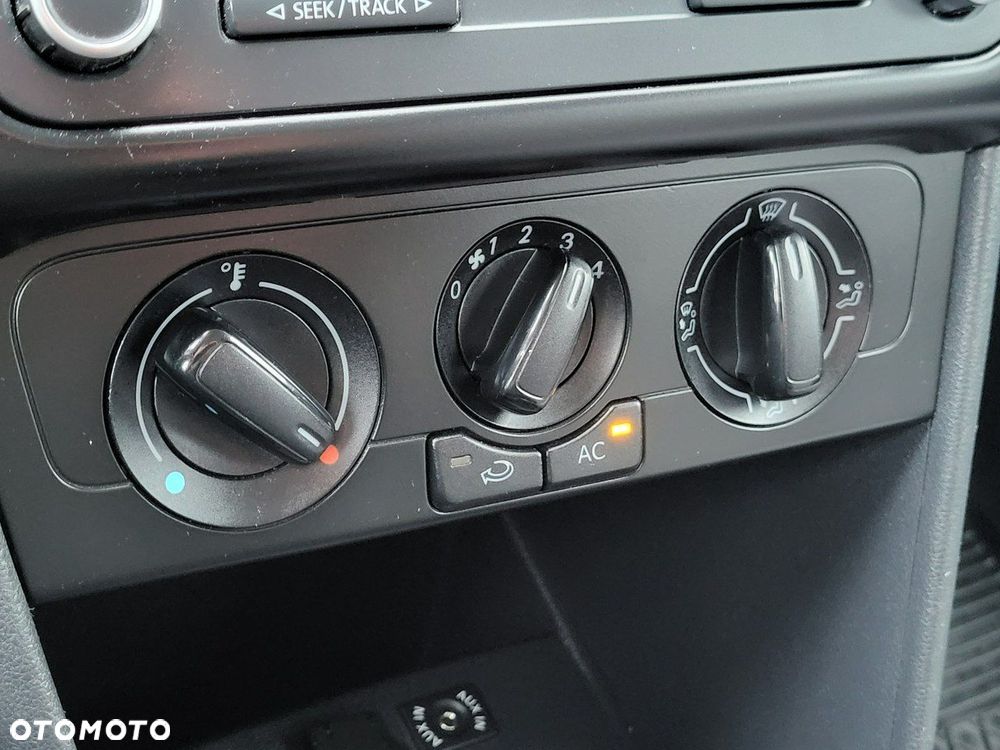 Volkswagen Polo - 29