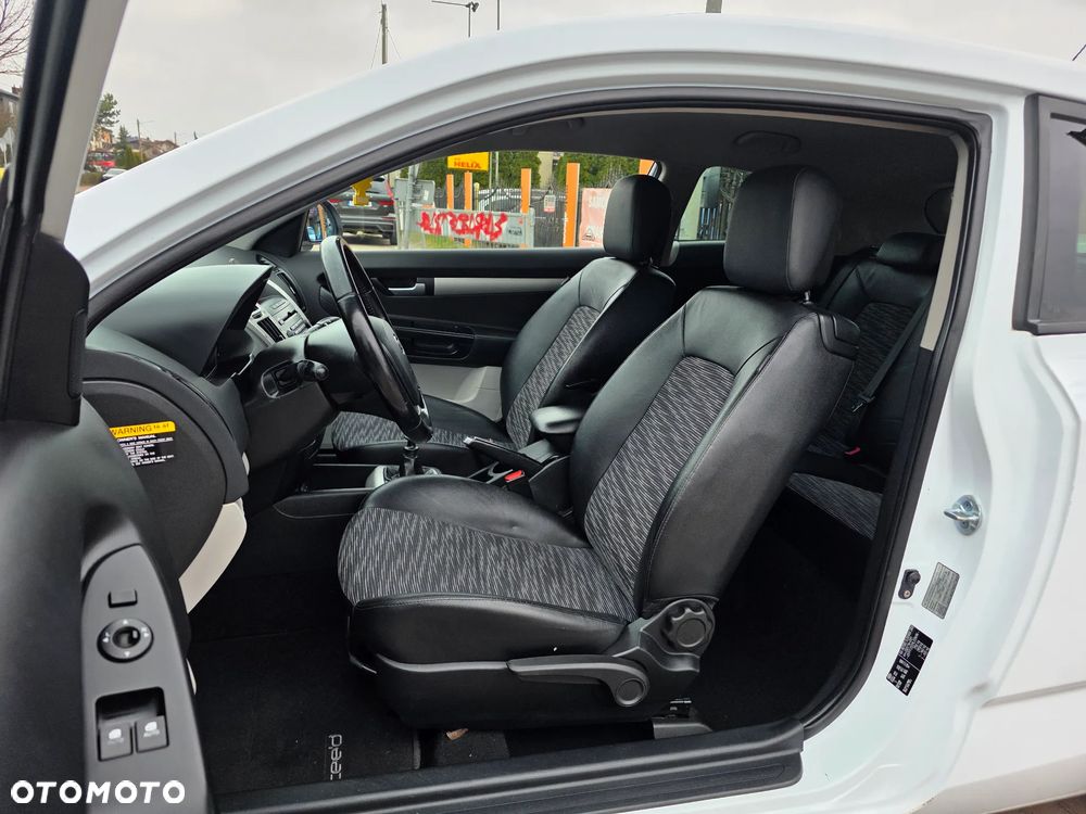 Kia ProCeed 1.6 CVVT EX - 13