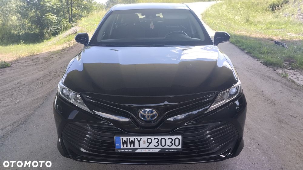 Toyota Camry 2.5 Hybrid Comfort CVT - 6