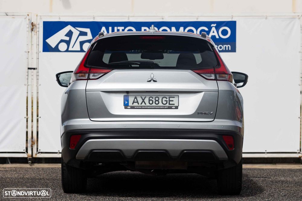 Mitsubishi Eclipse Cross - 12