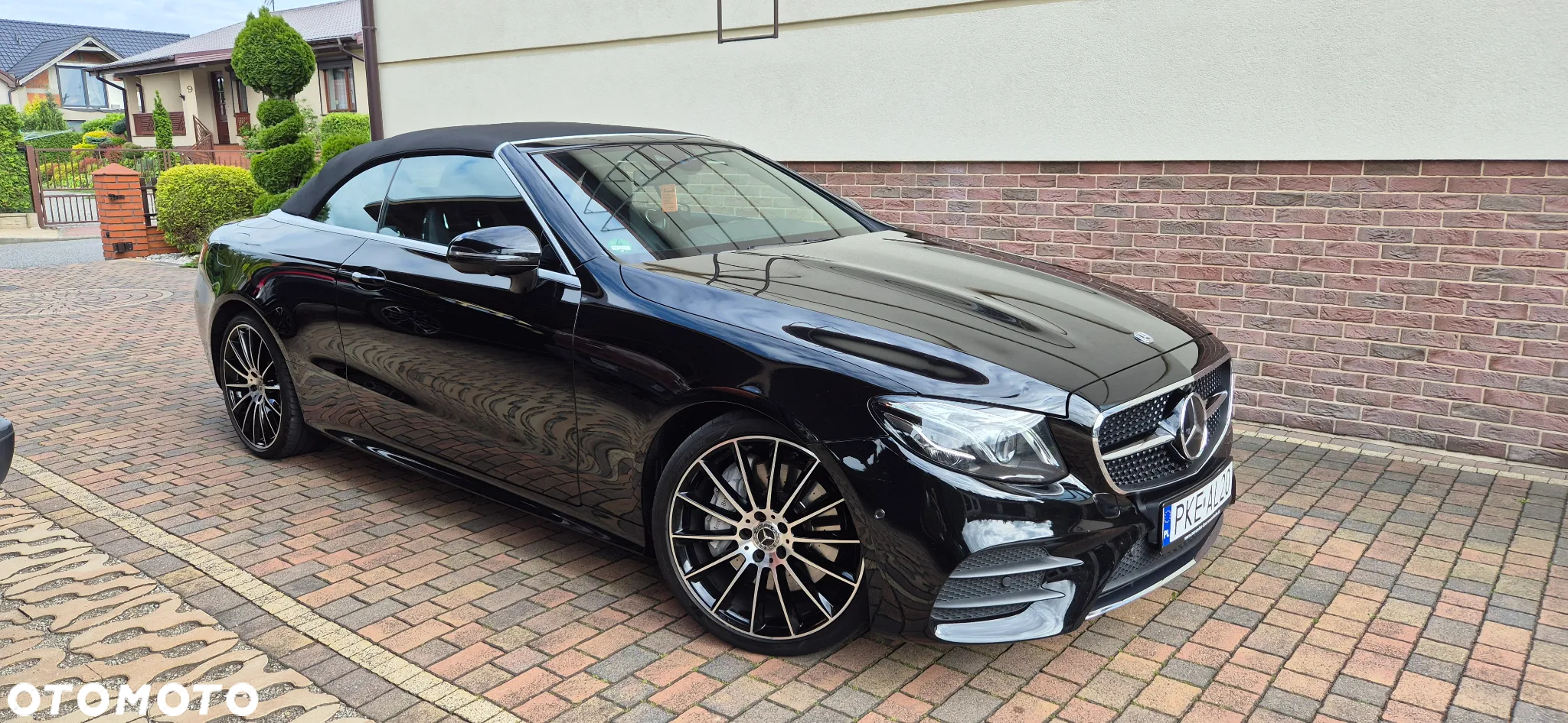 Mercedes-Benz Klasa E 300 Cabrio 9G-TRONIC AMG Line - 3