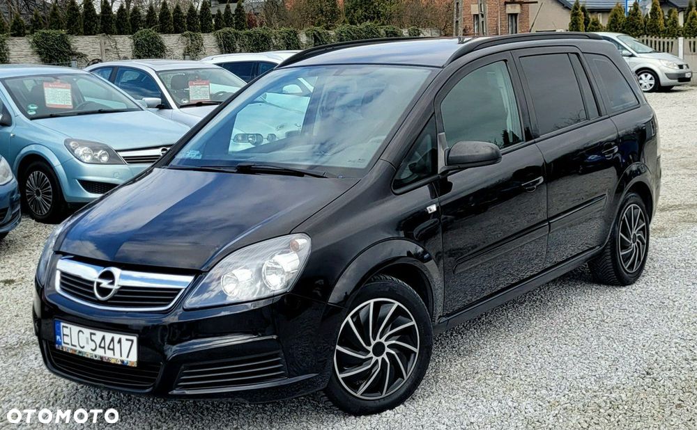 Opel Zafira 1.9 CDTI Essentia - 29