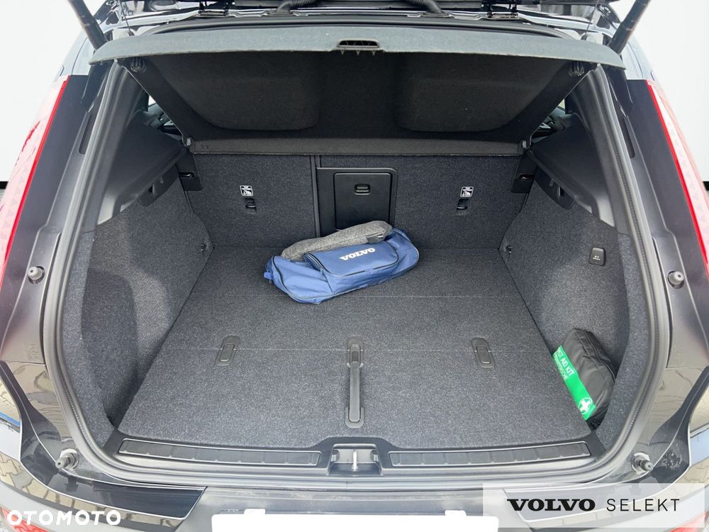 Volvo XC 40 - 36