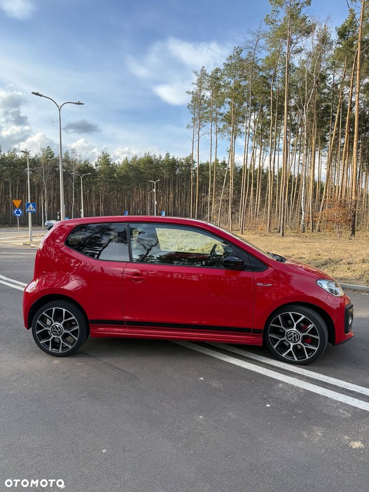 Volkswagen up! - 5
