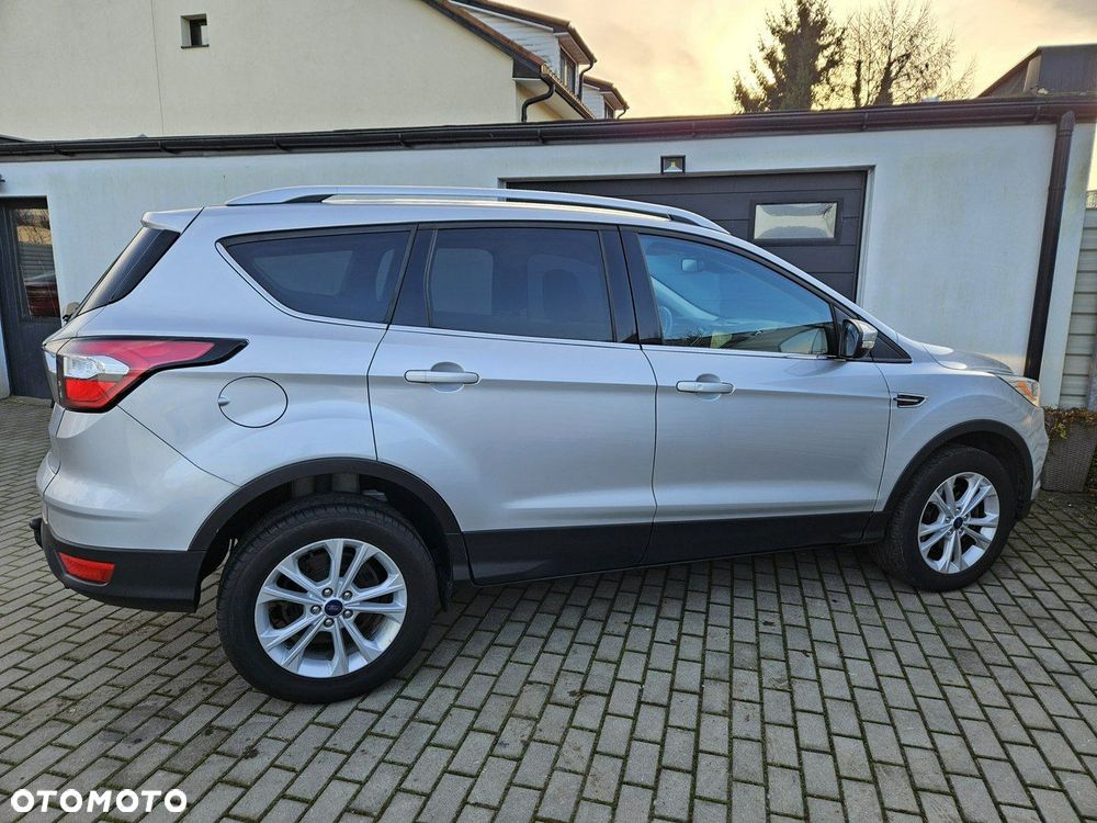 Ford Kuga 1.5 EcoBlue FWD Titanium - 4
