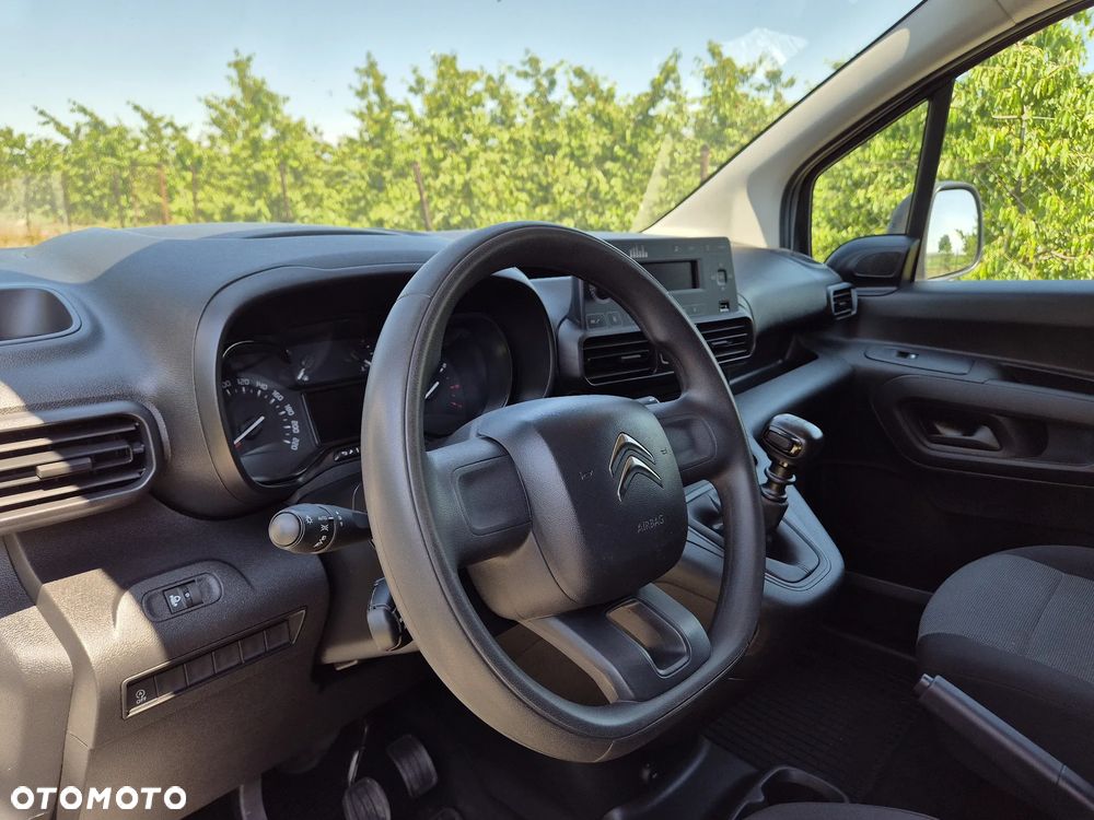 Citroën BERLINGO XL - 13