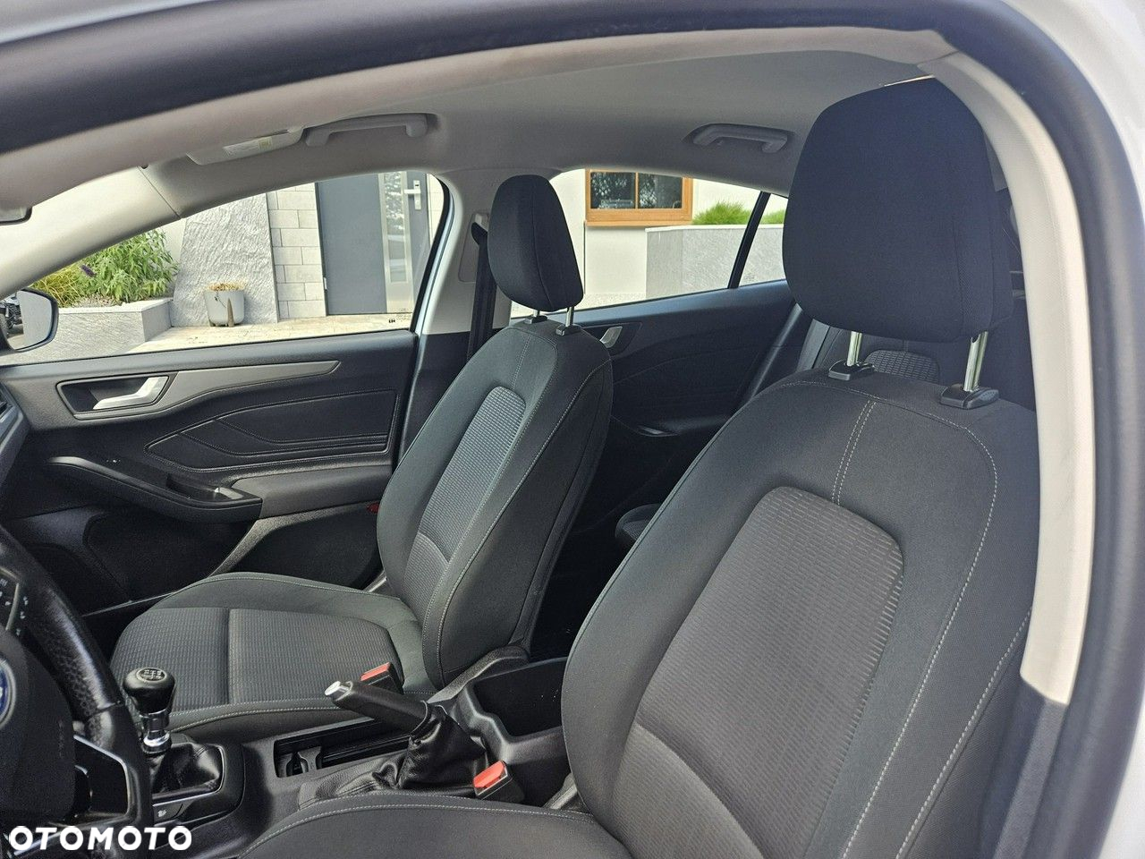 Ford Focus - 8