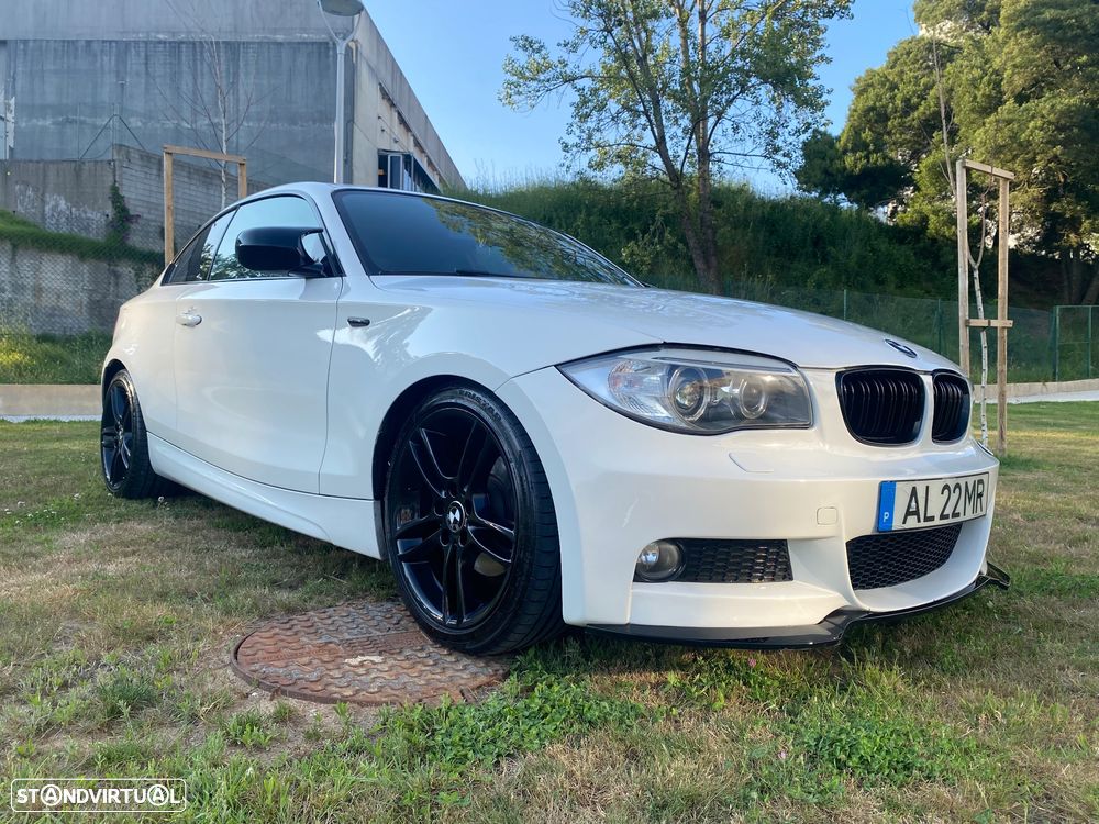 BMW 118 d Limited Edition Lifestyle c/ M Sport Pack - 1