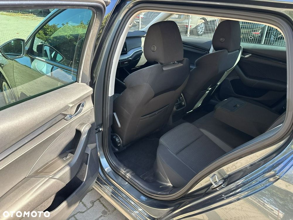 Skoda Octavia 2.0 TDI DSG Ambition - 20