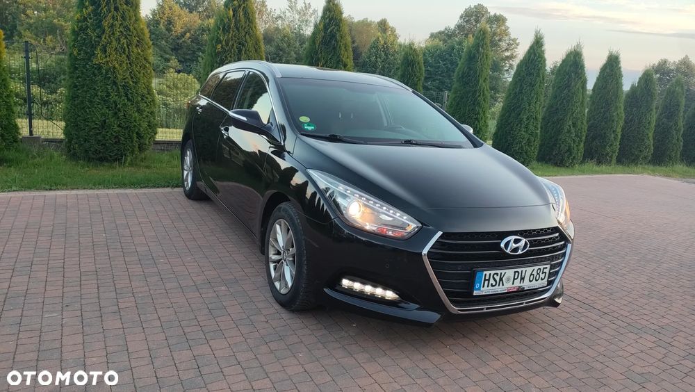 Hyundai i40 Kombi 1.7 CRDi DCT Style - 3