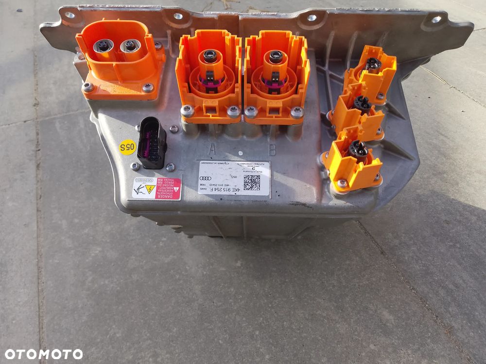 Sterownik moduł akumulatora AUDI E-TRON e-tron GT Q4 e-tron 4KE915254F - 2
