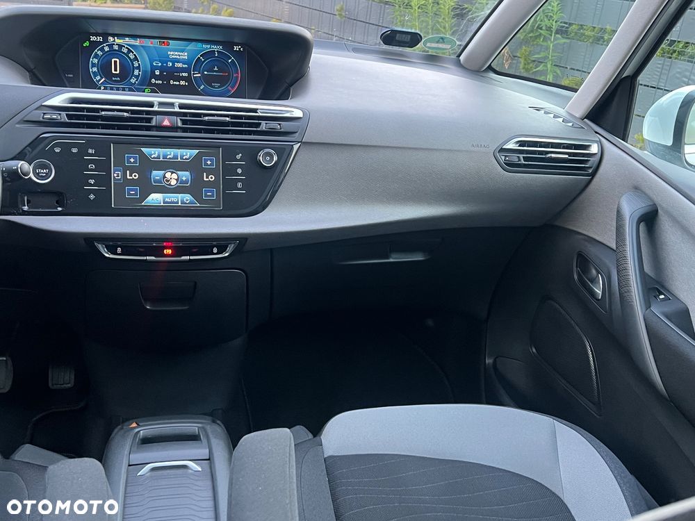 Citroën C4 Picasso BlueHDi 120 EAT6 SHINE - 28