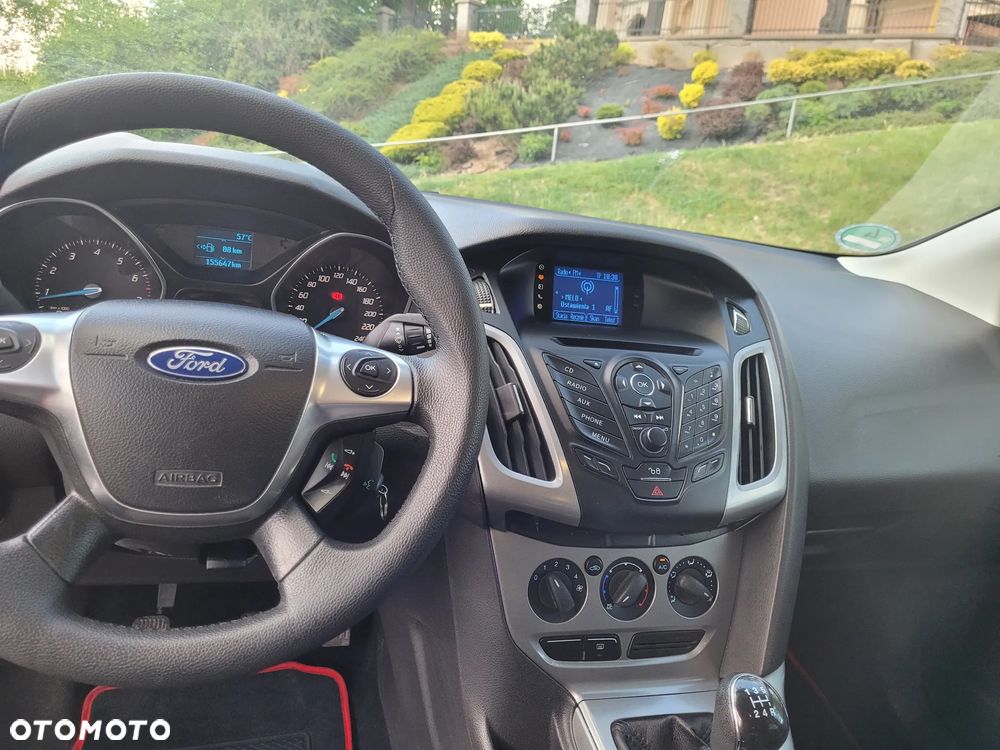 Ford Focus 1.6 TI-VCT Champions Edition - 6