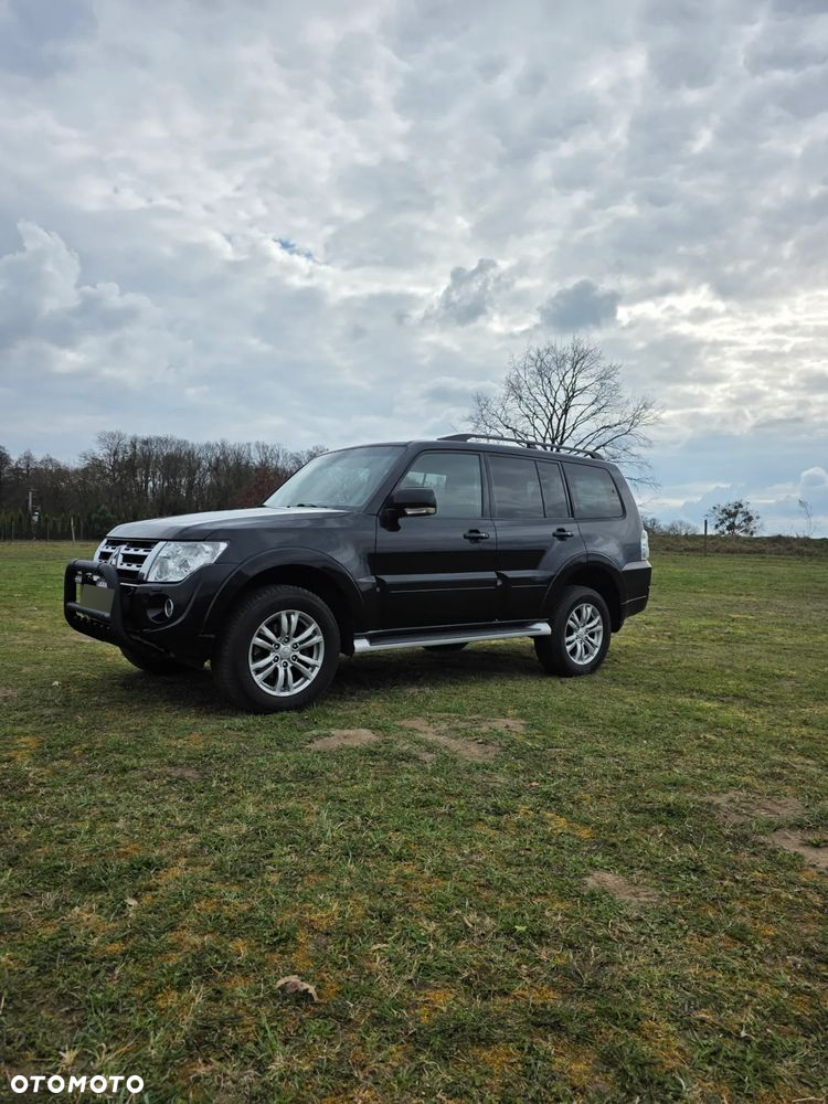 Mitsubishi Pajero - 8